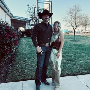 Meet your Posher, Fallon